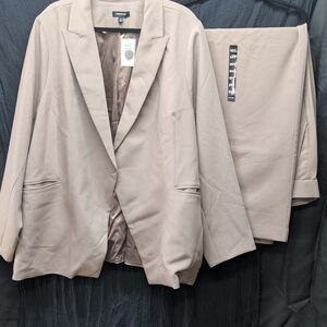 torrid Neutral Taupe Wide-Leg Pants with Matching Blazer